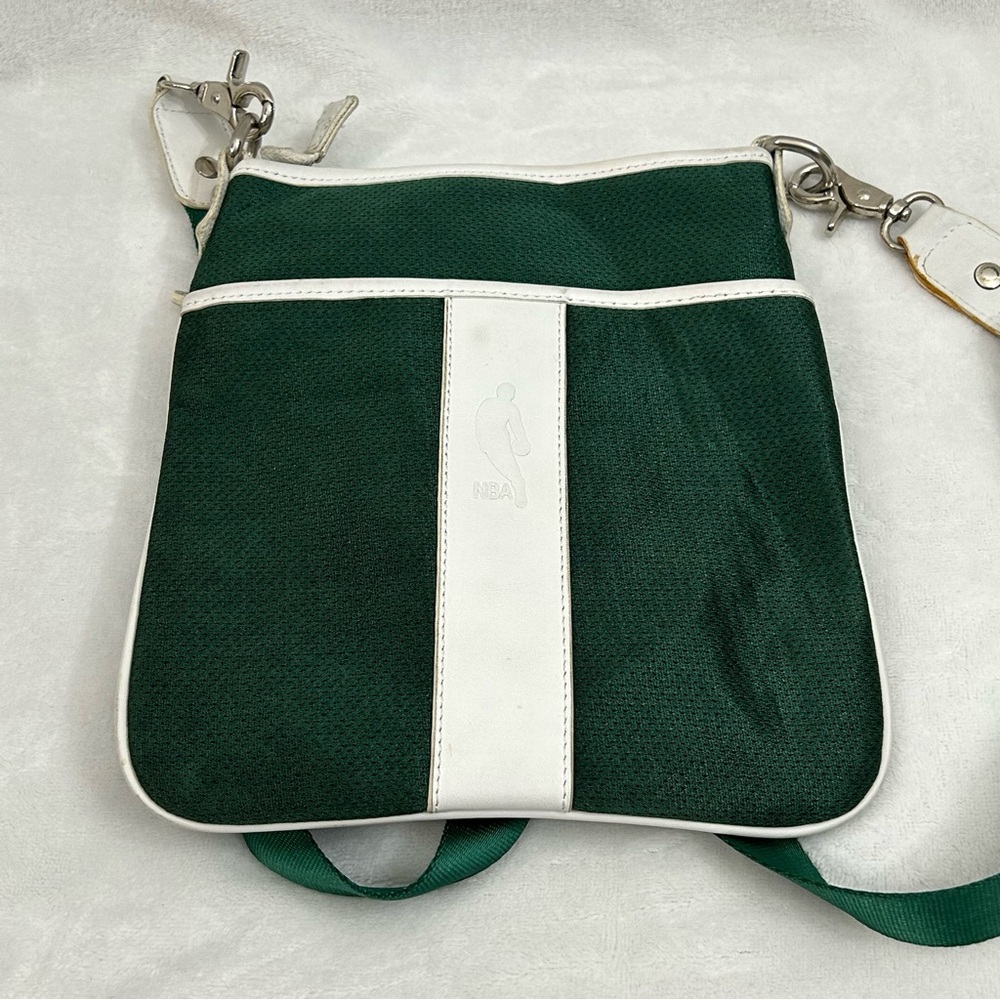 Boston Celtics NBA Basketball Green Crossbody Shoulder Strap Hand Bag Purse - Picture 10 of 15